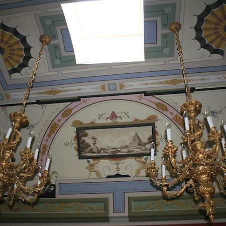 Palazzo Franza Musaro Удженто Екстер'єр фото
