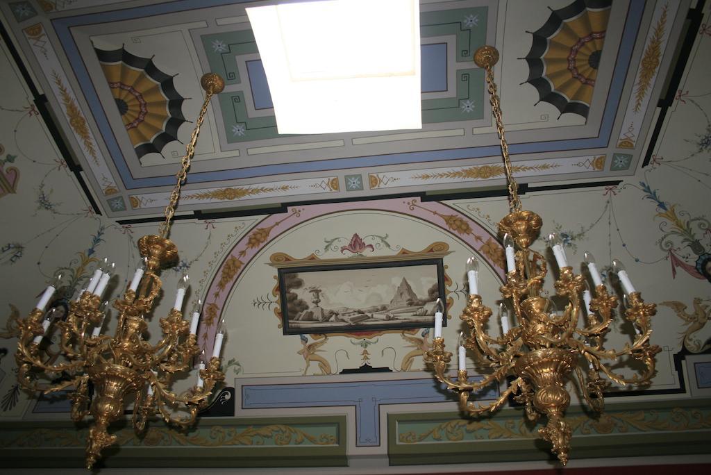 Palazzo Franza Musaro Удженто Екстер'єр фото